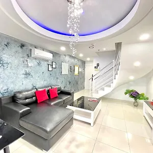 Kandi 1,2,3 Palace Apartment